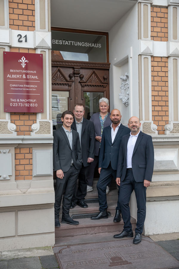 Team von Bestattungshaus Albert & Stahl